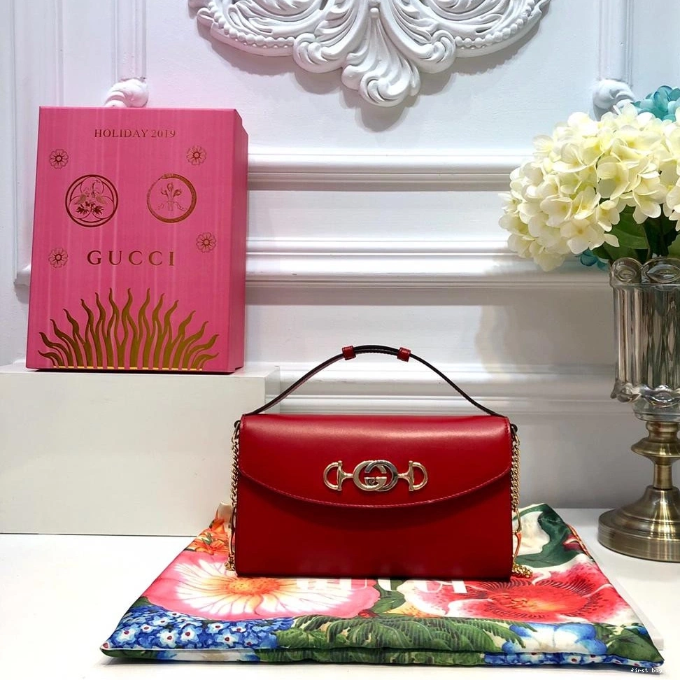 Gucci Zumi smooth shoulder small leather bag 0713
